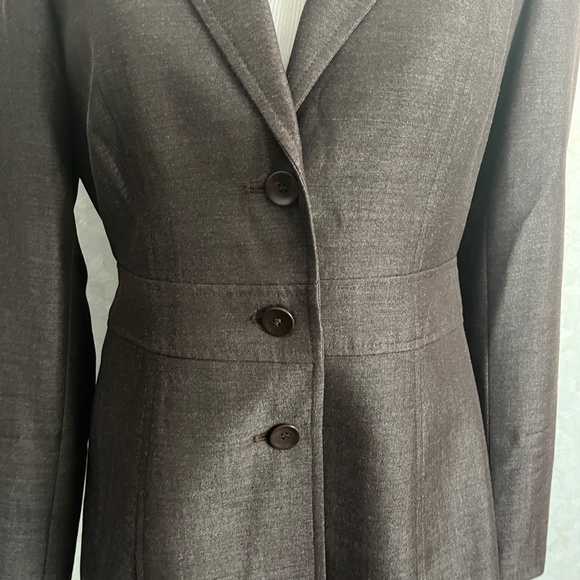 Brown Jacket by OSCAR DE LA RENTA - Picture 5 of 8